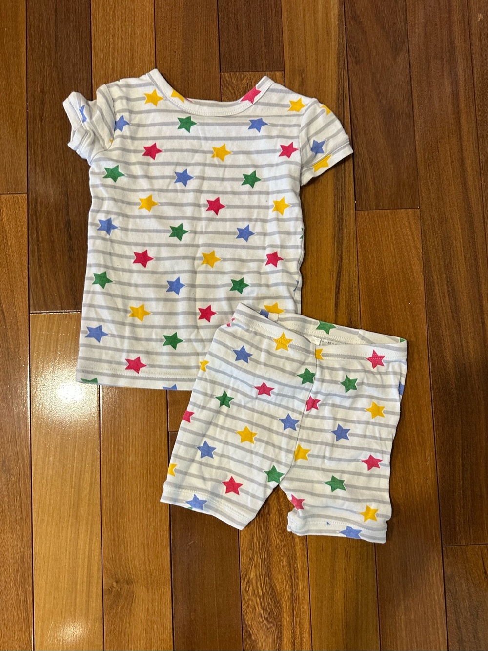 GAP White Short Sleeve Pajama Set with Multicolor Stars